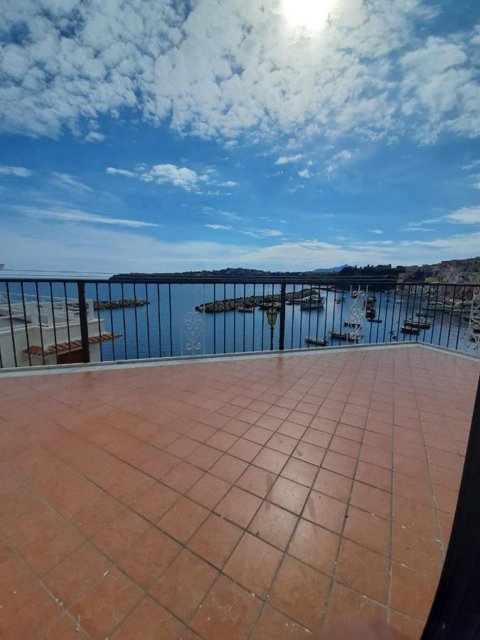 Residenza Mena Marina Corricella Διαμέρισμα Προτσίντα Εξωτερικό φωτογραφία