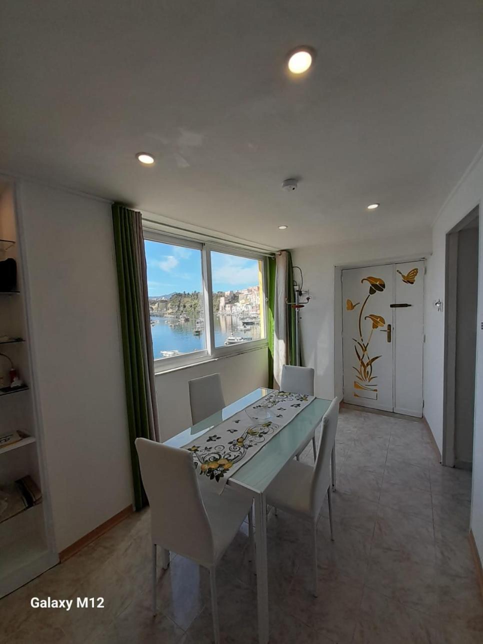 Residenza Mena Marina Corricella Διαμέρισμα Προτσίντα Εξωτερικό φωτογραφία